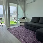 公寓 Axenic Retreat - Panoramic Ocean View, Sleeps 4, Ensuite Bathroom, New Redesign *