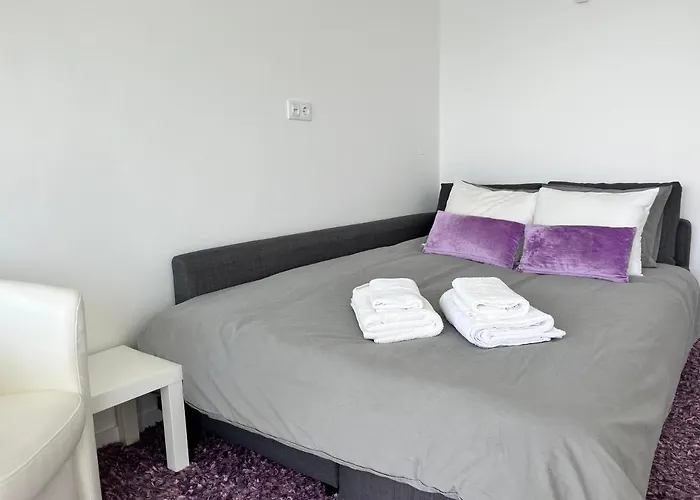 Διαμέρισμα Axenic Retreat - Panoramic Ocean View, Sleeps 4, Ensuite Bathroom, New Redesign